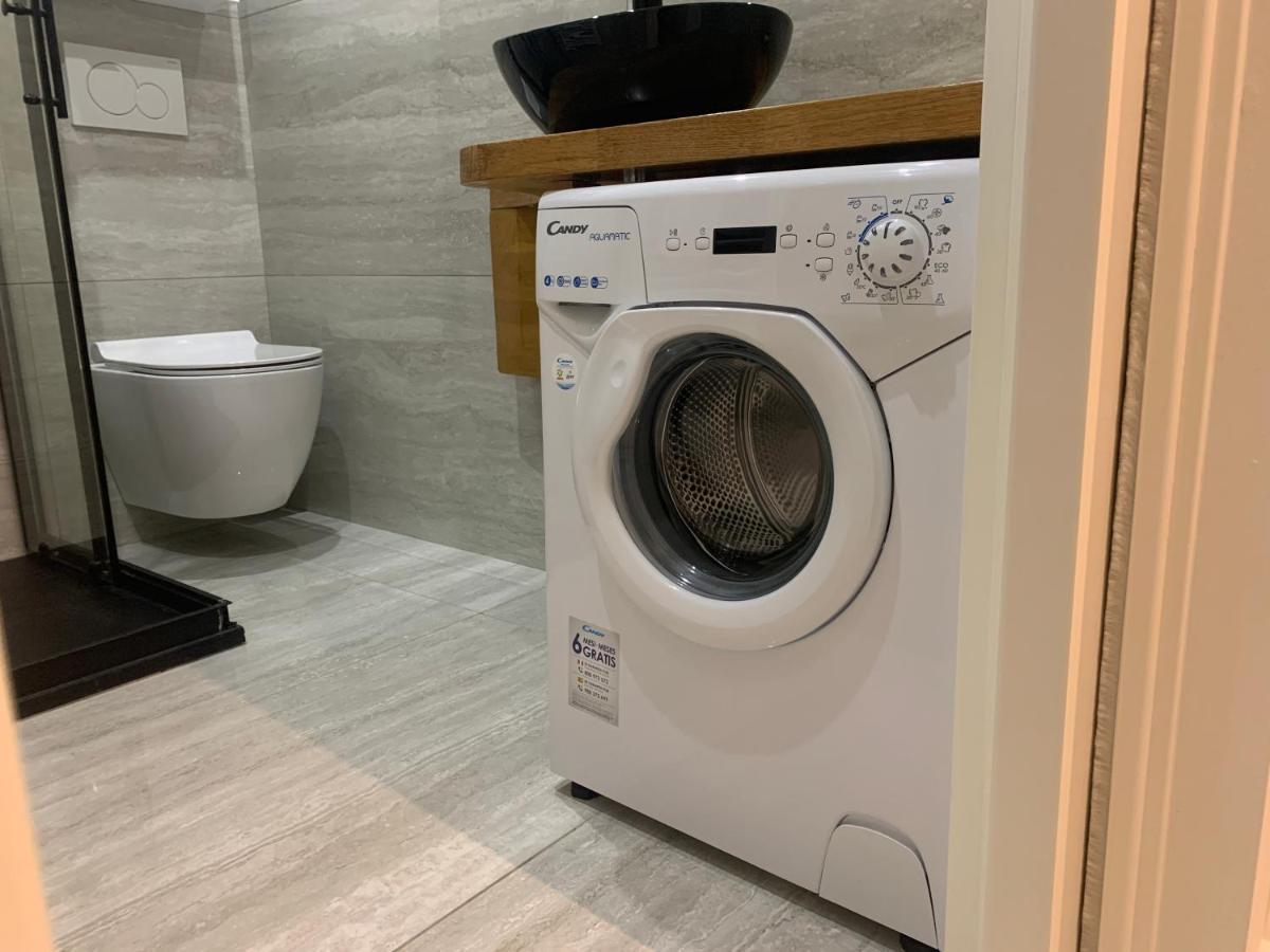Chaleureux Studio, 200M De La Plage, Parking, Wifi Roquebrune-Cap-Martin Eksteriør billede